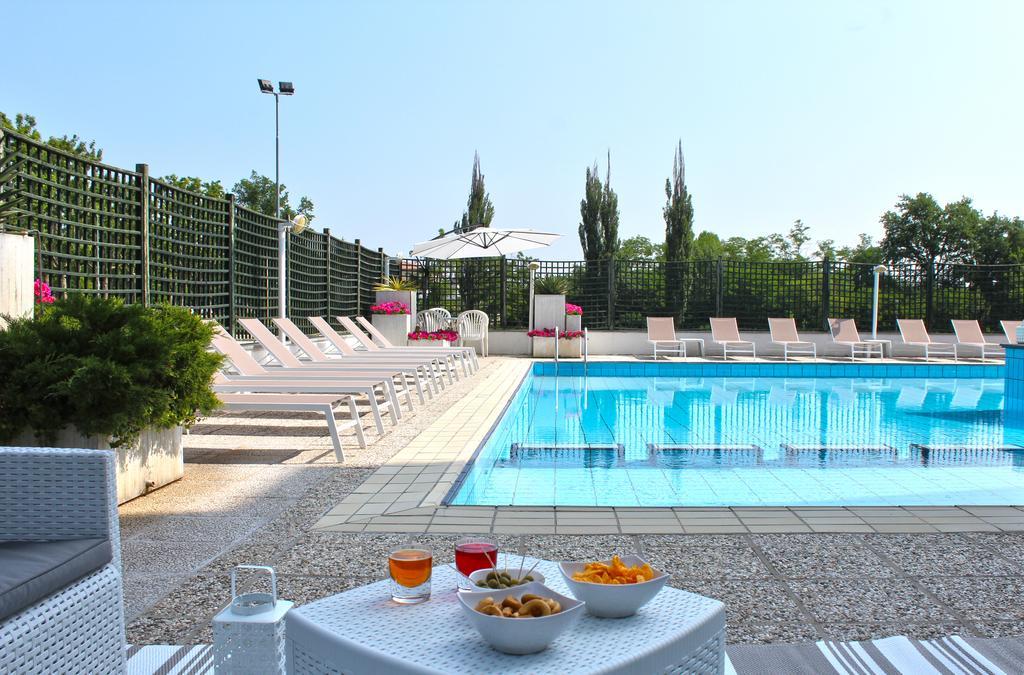 Park Hotel Castrocaro Terme Exterior photo