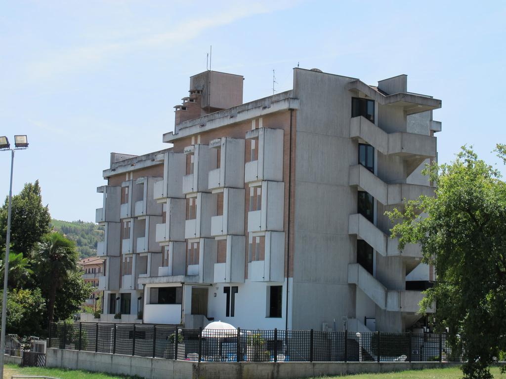 Park Hotel Castrocaro Terme Exterior photo